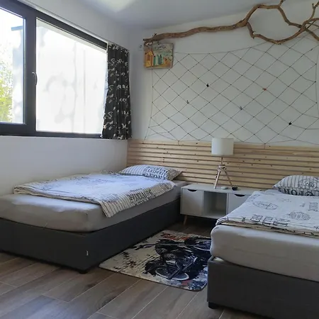 Blues House Гостевой дом Венус