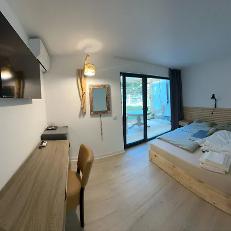 Blues House Гостевой дом 3*