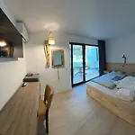 Blues House Pensionat 3*
